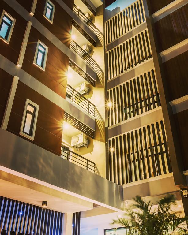 Hotel The Terrace Khlongtoei Hat Yai Exterior foto